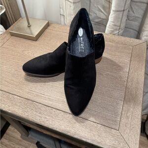 Black Women’s Loafers